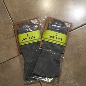 2 for 1 Toesox Grey low rise yoga socks